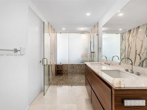 200 Biscayne Boulevard Way 1406, Miami FL 33131