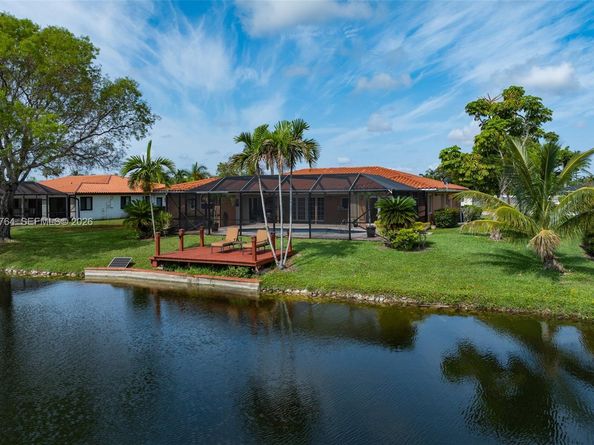 424 Sailboat Cir, Weston FL 33326