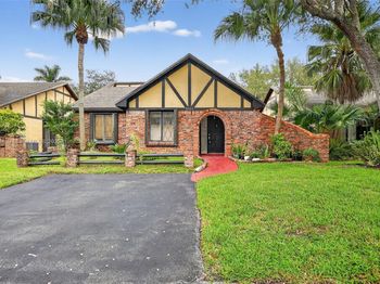 9261 NW 49th Pl