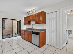 9261 NW 49th Pl, Sunrise FL 33351