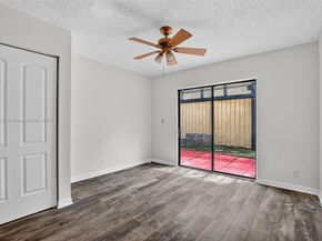 9261 NW 49th Pl, Sunrise FL 33351