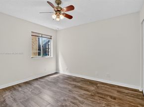 9261 NW 49th Pl, Sunrise FL 33351