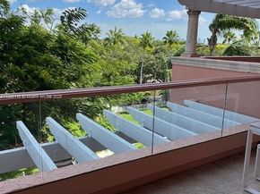 10 Edgewater Dr 4H, Coral Gables FL 33133