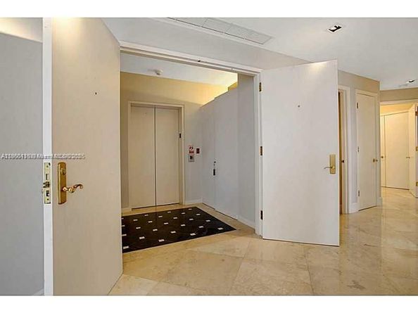 10 Edgewater Dr 4H, Coral Gables FL 33133