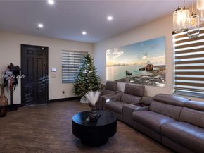 13276 SW 128th Psge, Miami FL 33186