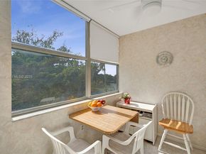 1300 NE Miami Gardens Dr 320E, Miami FL 33179