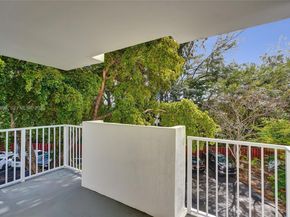 1300 NE Miami Gardens Dr 320E, Miami FL 33179