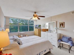 1300 NE Miami Gardens Dr 320E, Miami FL 33179