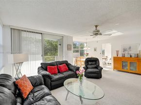 1300 NE Miami Gardens Dr 320E, Miami FL 33179