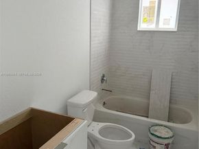 7823 NW 5th Ave, Miami FL 33150