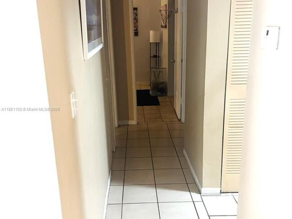 8889 Fontainebleau Blvd 204, Miami FL 33172