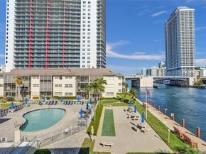 2600 Diana Dr 104, Hallandale Beach FL 33009