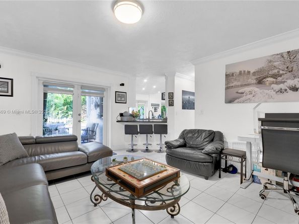 11126 SW 148th Pl, Miami FL 33196