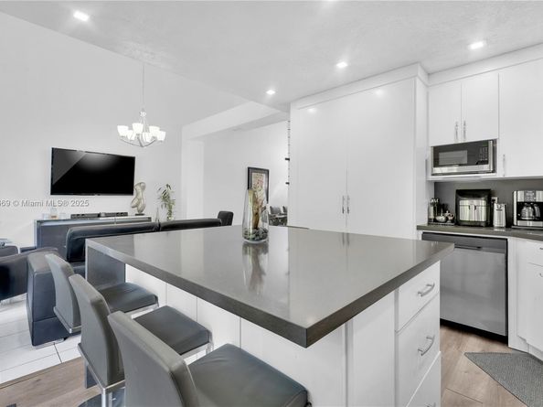 11126 SW 148th Pl, Miami FL 33196