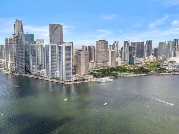 325 S Biscayne Blvd 1918, Miami FL 33131