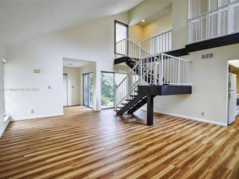 9331 NW 35th Mnr