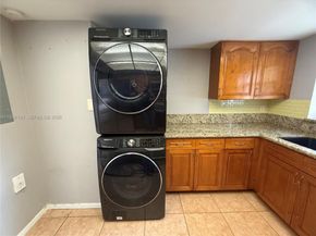 7521 W Sunrise Blvd A2, Plantation FL 33313