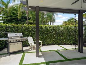 2484 SW 25 St, Miami FL 33133
