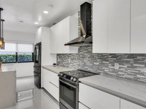 2484 SW 25 St, Miami FL 33133