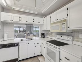 2793 NW 104th Ave 401, Sunrise FL 33322