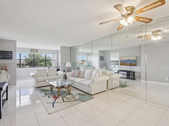 2793 NW 104th Ave 401, Sunrise FL 33322