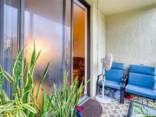 16851 NE 23rd Ave A319, North Miami Beach FL 33160
