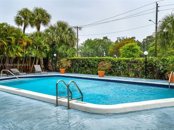 16851 NE 23rd Ave A319, North Miami Beach FL 33160