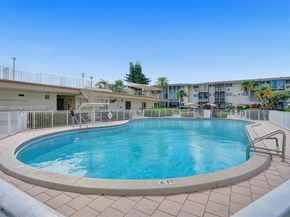 16790 NE 14th Ave 207, Miami FL 33162