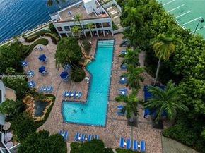 3600 Mystic Pointe Dr 310, Aventura FL 33180