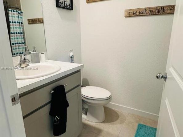 325 NE 1st Dr, Florida City FL 33034