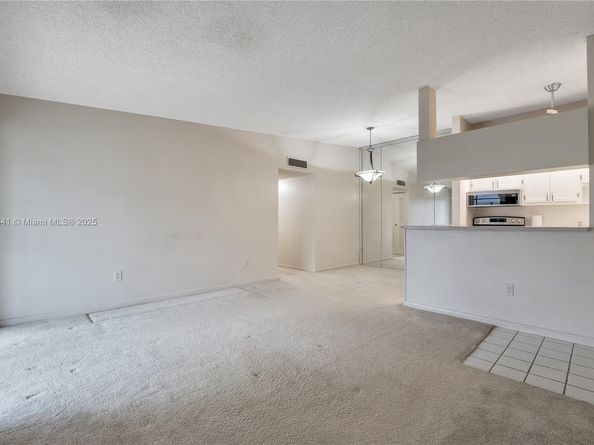 7745 Ashmont Cir 207, Tamarac FL 33321