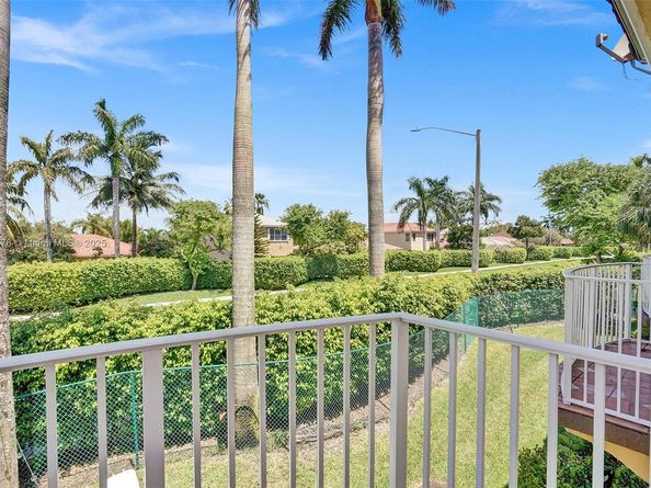 3186 SW 129th Ter 113, Miramar FL 33027