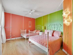 929 Coral Club Dr 929, Coral Springs FL 33071