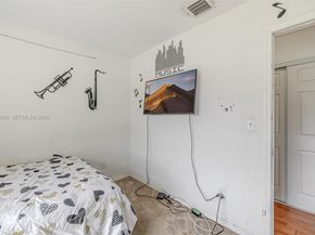 11751 SW 30th St, Miami FL 33175