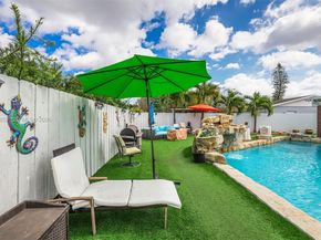 11751 SW 30th St, Miami FL 33175