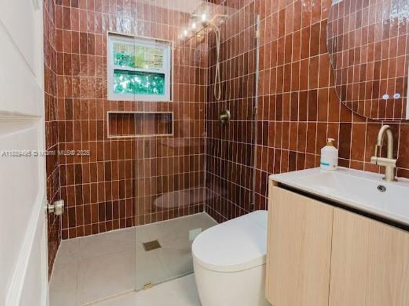 1007 NW 120th St, North Miami FL 33168