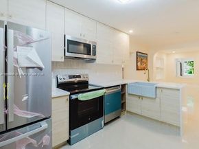 1007 NW 120th St, North Miami FL 33168