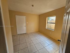 2712 NW 14th St, Fort Lauderdale FL 33311