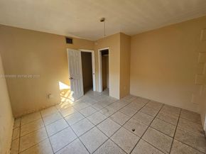 2712 NW 14th St, Fort Lauderdale FL 33311