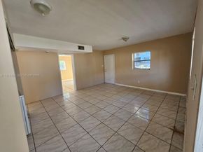 2712 NW 14th St, Fort Lauderdale FL 33311