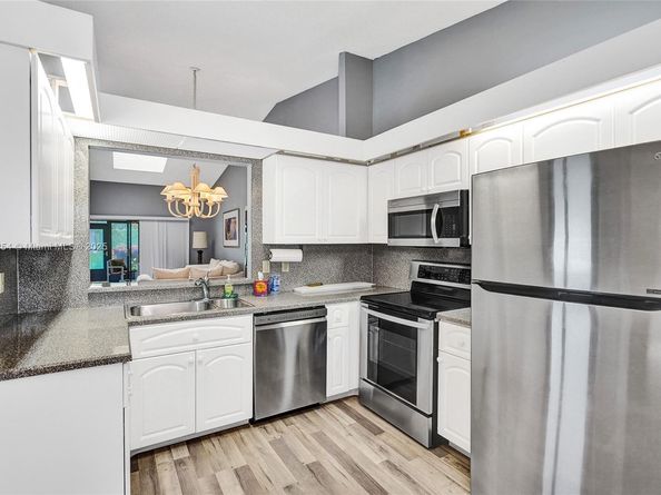 6139 Sunrise Pointe Ct A, Delray Beach FL 33484