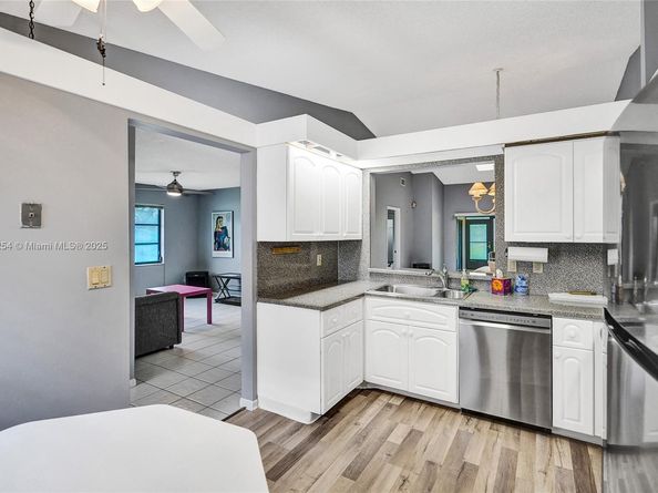 6139 Sunrise Pointe Ct A, Delray Beach FL 33484