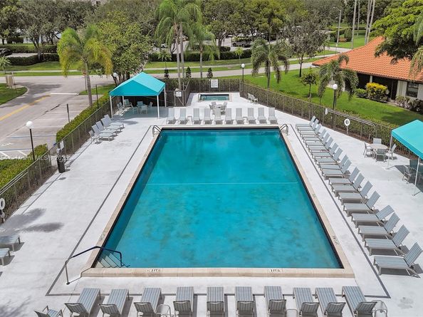 6139 Sunrise Pointe Ct A, Delray Beach FL 33484