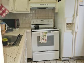 5121 W Oakland Park Blvd 211, Lauderdale Lakes FL 33313