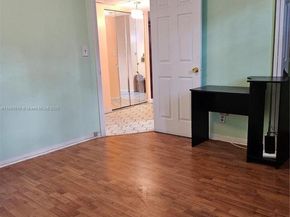 5121 W Oakland Park Blvd 211, Lauderdale Lakes FL 33313