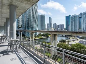 690 SW 1st Ct 1005, Miami FL 33130