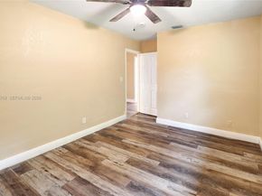 6120 SW 19th St, North Lauderdale FL 33068