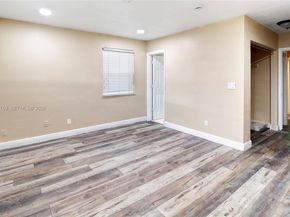 6120 SW 19th St, North Lauderdale FL 33068