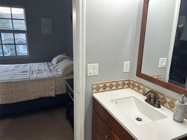 311 SW 120th Ave 311, Pembroke Pines FL 33025