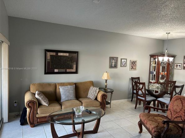 311 SW 120th Ave 311, Pembroke Pines FL 33025